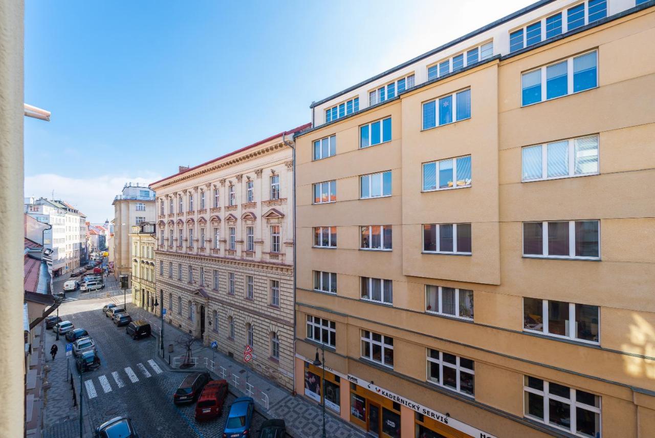 Crystal Apartment Прага Екстер'єр фото