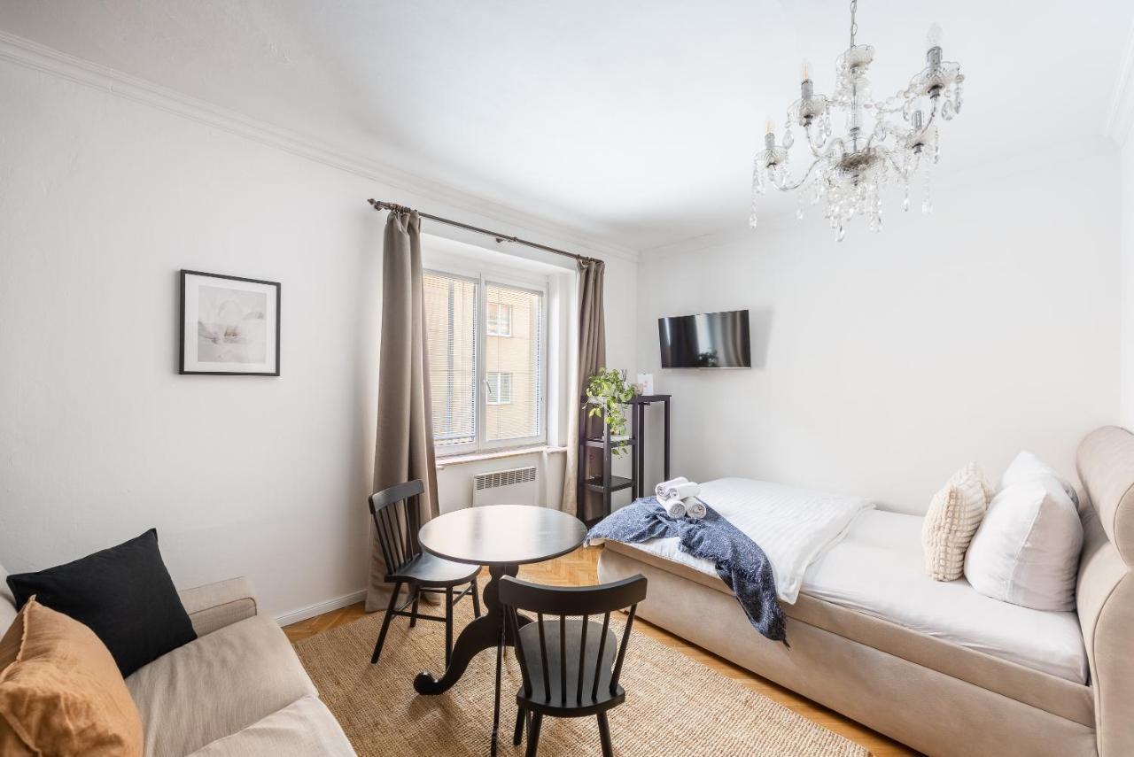 Crystal Apartment Прага Екстер'єр фото
